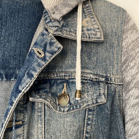 Free People Jean jacket with built-in hoodie US SMALL - Picture 11 of 12